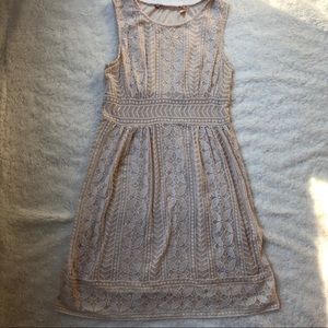 lace cream chelsea & violet dress